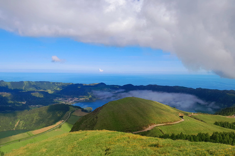 Ponta Delgada: Sete Cidades Volcano – Blue &amp; Green LakeShore Excursion: Sete Cidades – The Blue &amp; Green Lake Marvel