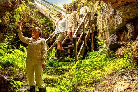 Galapagos Highlights Tour: Santa Cruz in 4 Days