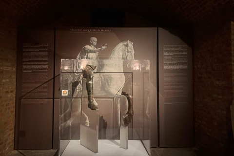 Turin: Royal Palace & Armoury Ticket with Story Trail