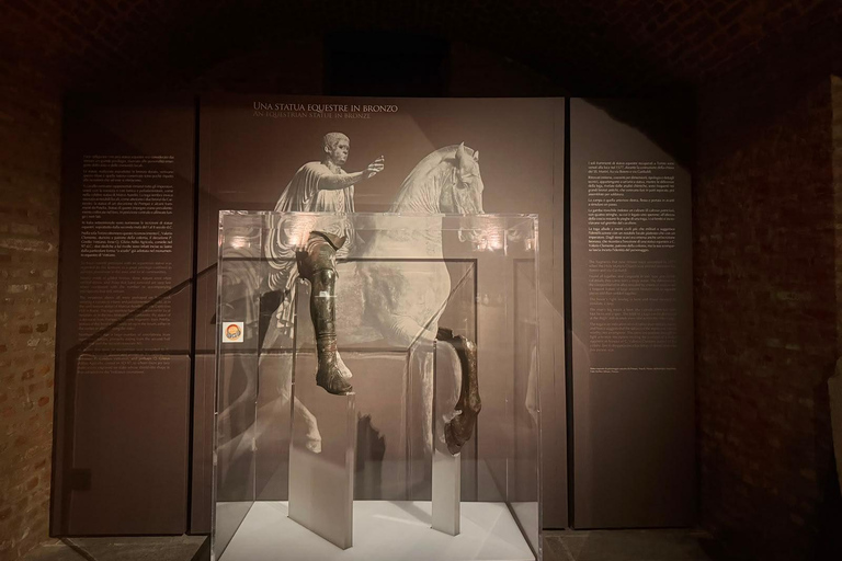 Turin: Royal Palace & Armoury Ticket with Story Trail