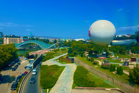 Tbilissi : circuit des 3 téléphériques avec déjeuner en optionVisite en groupe partagé ***3 HEURES***