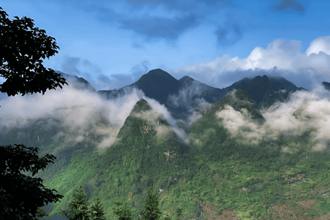 From Hanoi: Explore Sapa &amp; Fansipan Mountain For 2 DaysPrivate Tour With A Private Car Transfer &amp; 5-Star Hotel