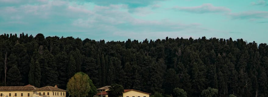 Excursion d'une journée à : Apollonia, la lagune de Narta et le monastère de Zvernec