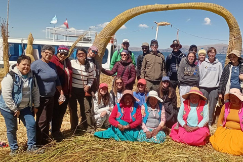 Puno: 3-hour tour of the Uros and floating islands + local lunch Puno: 3-hour tour of the Uros and Floating Islands + Local lunch