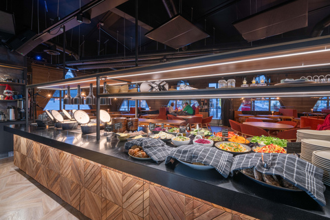 Saariselkä: Lapland Evening Dinner With Santa Claus New Year’s Evening Dinner With Santa Claus