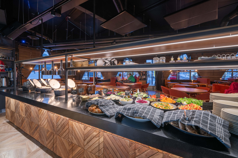 Saariselkä: Lapland Evening Dinner With Santa Claus New Year’s Evening Dinner With Santa Claus