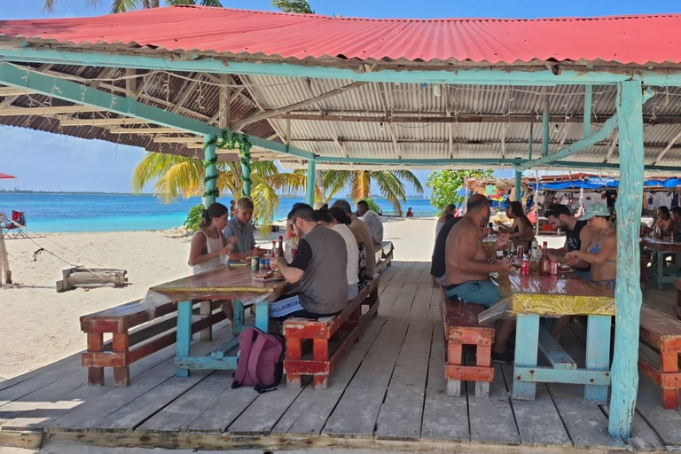 San Blas Islands Tour from Panama City: Visit 2 Islands San Blas: day trip to the islands + visit to the glass viewpoint in Panama