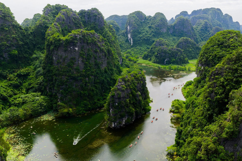 Hanoi: Trang An UNESCO, Mua Cave, Hoa Lu or Dich Long Pagoda GROUP: Hoa Lu, Trang An UNESCO BOAT, Mua Cave, Buffet, Cycle