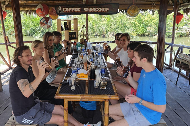 Hoi An: Authentic Traditional Vietnamese Coffee Making Class