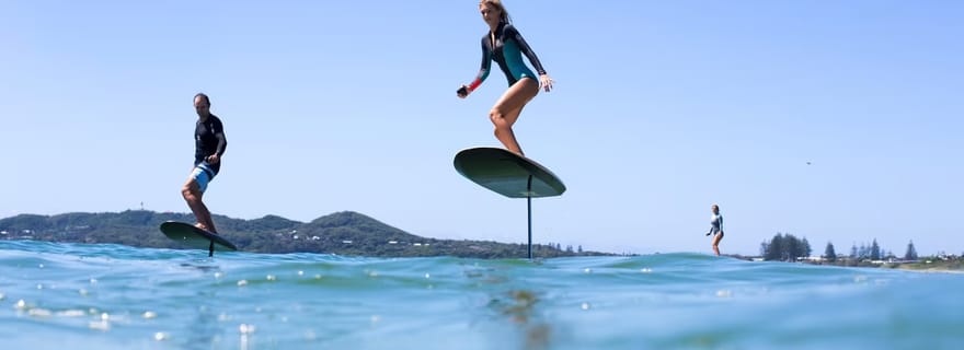 Saint-Tropez : apprenez à surfer avec un eFoil