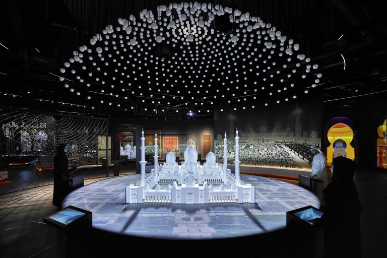 From Dubai: Abu Dhabi Grand Mosque With Light &amp; Peace MuseumSunset Shared Tour