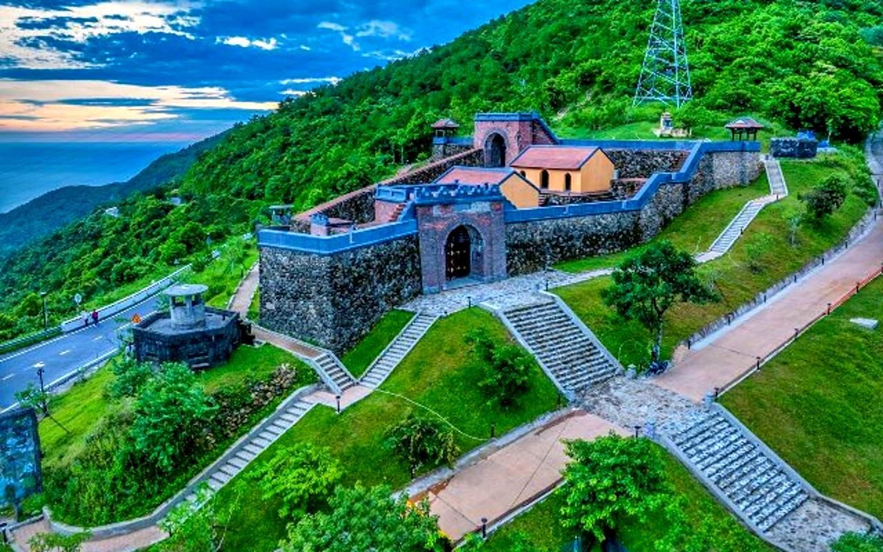 Hue: Privater Transfer nach Hoi An über den Hai-Van-Pass
