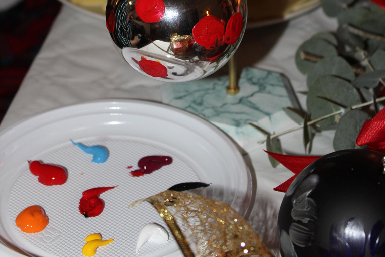 Alicante: Christmas Ornament Painting Workshop