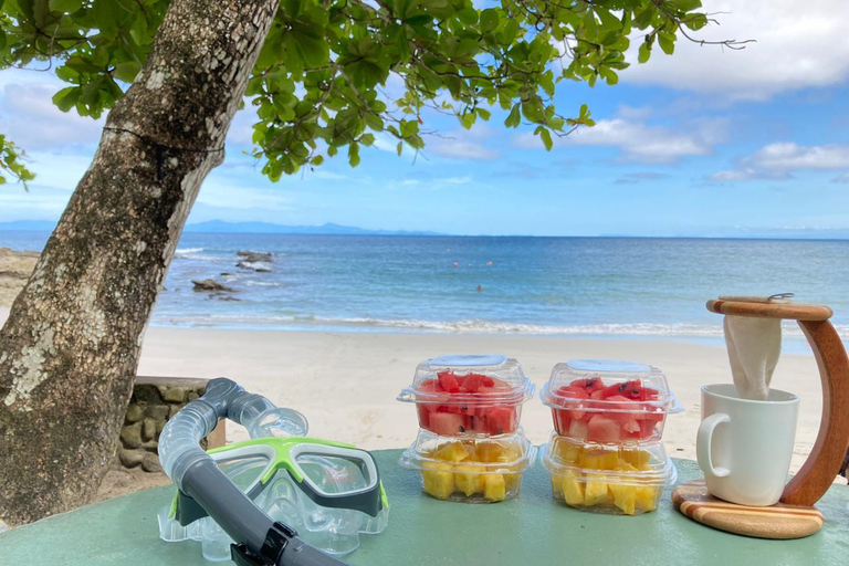 Jaco: Snorkeling Tour with White Sand Beach Visit