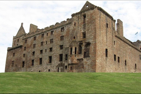 From Edinburgh: Outlander Film Locations Day Trip with Entry
