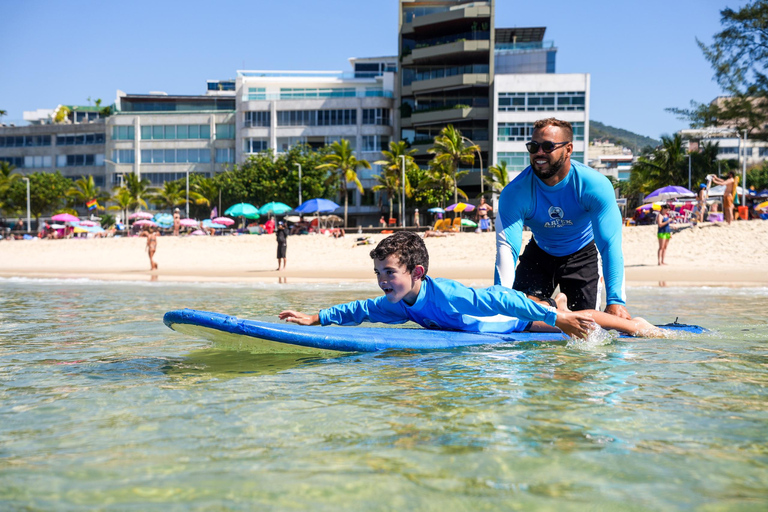 Rio de Janeiro: Surf school with all materials included Surf lessons: Ipanema and Copacabana rivers