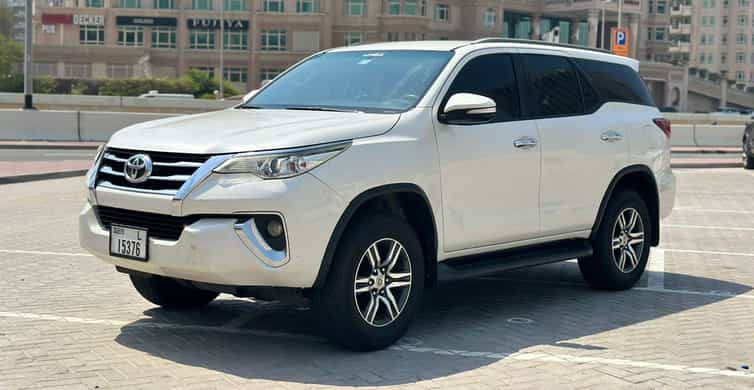 Dubai or Abu Dhabi: Private Chauffeur Service photo 9