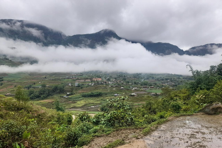 Sa Pa: Cat Cat Village Tour to Visit the Hmong People