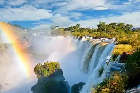 Guided Tour - Trip to the Argentine Waterfalls