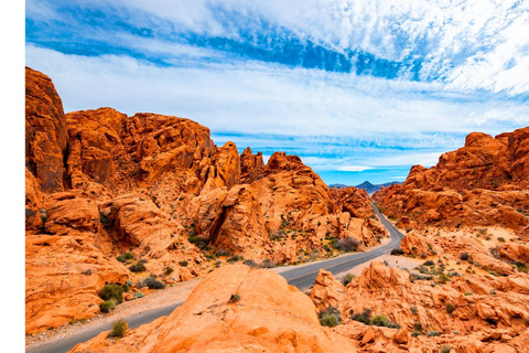 From Las Vegas: Valley Of Fire Small Group Tour