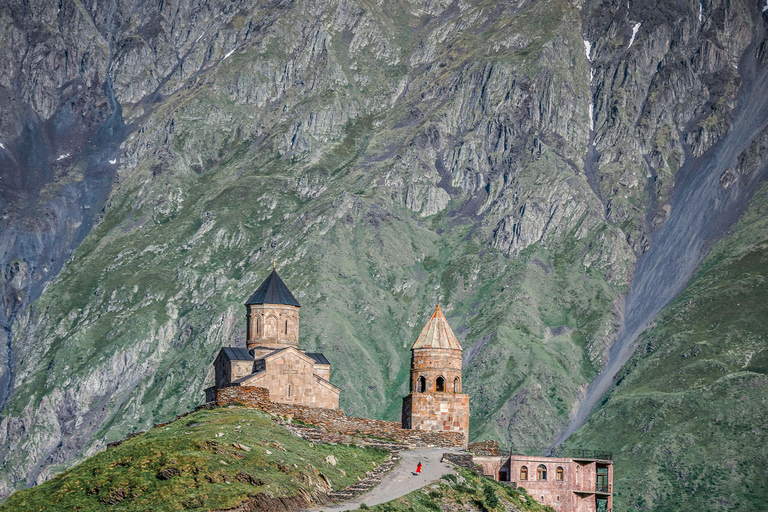 From Tbilisi: Kazbegi Day Trip with Gergeti Trinity Church Only Transportation and Tour Guide