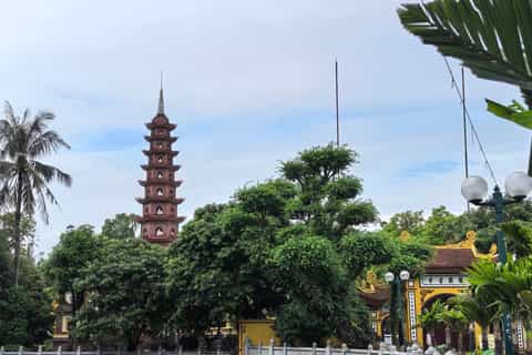 Hanoi Clan Culture: Temples, Ancestors & Family Stories - Image 3