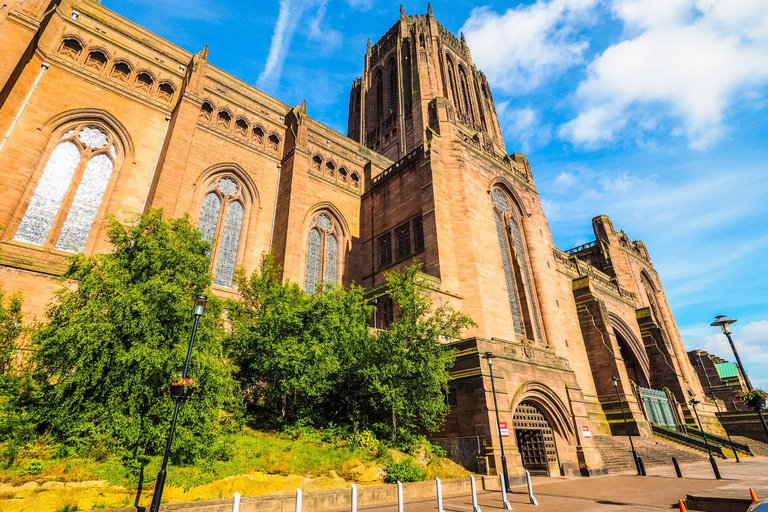 Liverpool: Express Walking Tour with a Local 90-minute tour