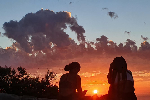 Cidade do Cabo: Caminhada ao nascer ou ao pôr do sol na Lion&#039;s HeadCaminhada ao nascer do sol a partir do ponto de encontro