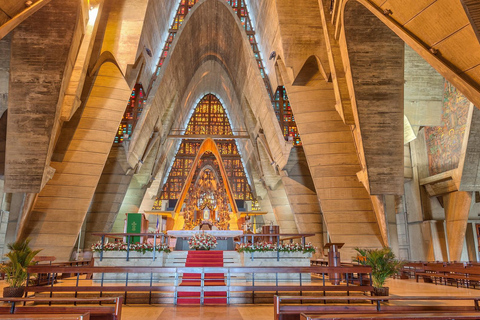 Punta Cana: Basilica di Higüey e tour della città con visita a una casa locale