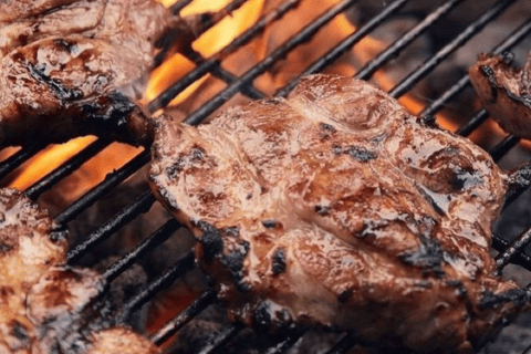 Barbacoa italiana y paseo a caballo por el Vesubio de nochePompeya: Paseo nocturno a caballo por el Vesubio y barbacoa italiana