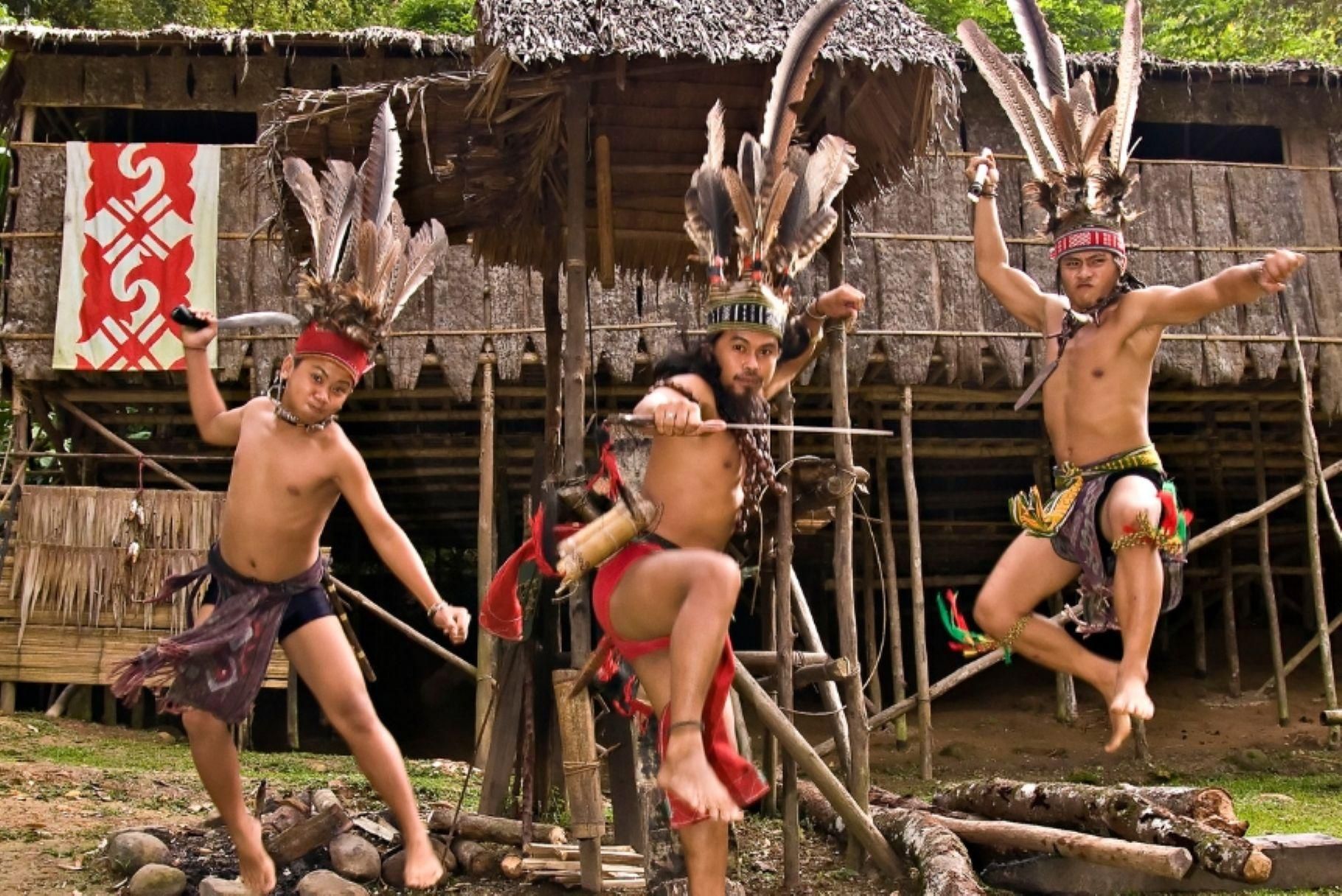 Ab Kota Kinabalu: Tour zum Mari Mari Cultural Village mit Mittagessen