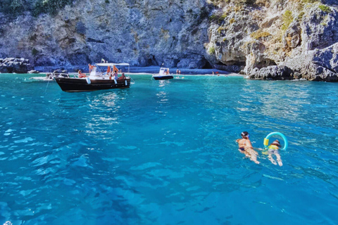Amalfi Coast by Boat: Snorkeling and Limoncello Tasting Amalfi Coast Snorkeling Experience | 7 hours from Salerno
