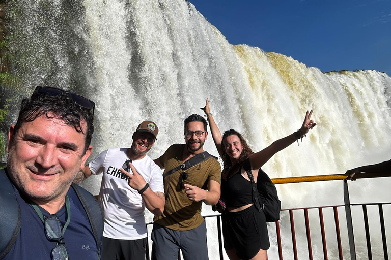 Dia inteiro nas Cataratas do Iguaçu em ambos os lados - Brasil e Argentina