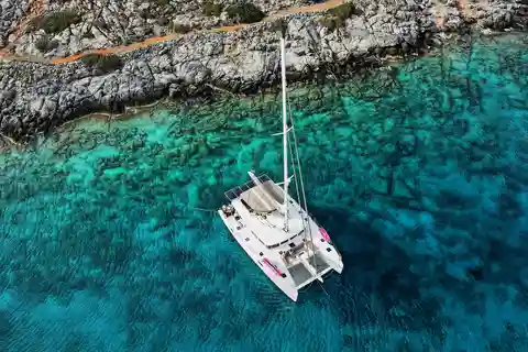 Heraklion: Crociera definitiva in catamarano sull'isola di Dia con pasto