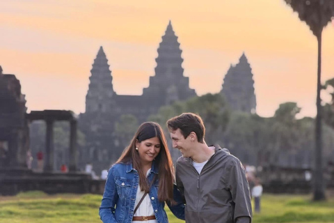 Siem Reap: Angkor Wat Sunrise/Set Tour with Japanese Guide Angkor Wat Sunrise Private Tour with Japanese Guide