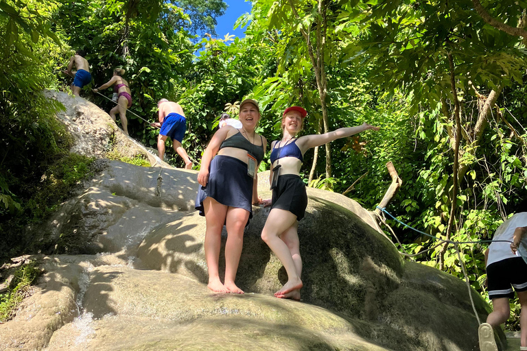 Chiang Mai: Sticky Waterfall naturskön slinga osedd sjö &amp;tempelGruppresa med mötesplats