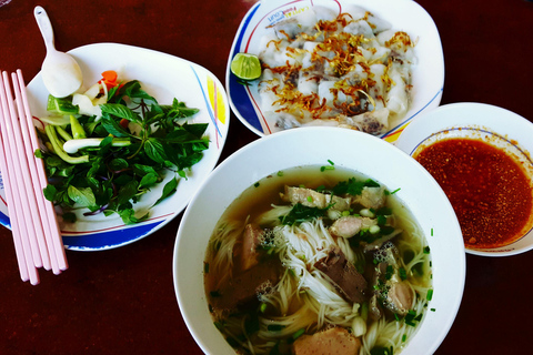 Luang Prabang Evening food tour by Tuktuk