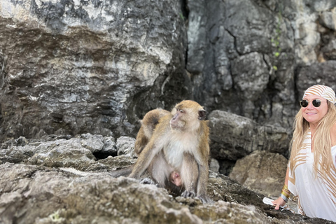From Khao Lak: Phi Phi, Maya bay & Khai island Day Trip