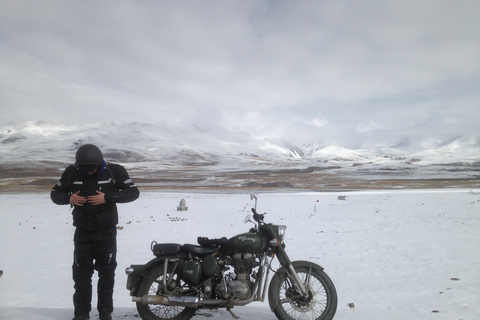 Katmandu: ekologiczna wycieczka motocyklowa po HimalajachKatmandu: Ekologiczna wycieczka motocyklowa po Himalajach