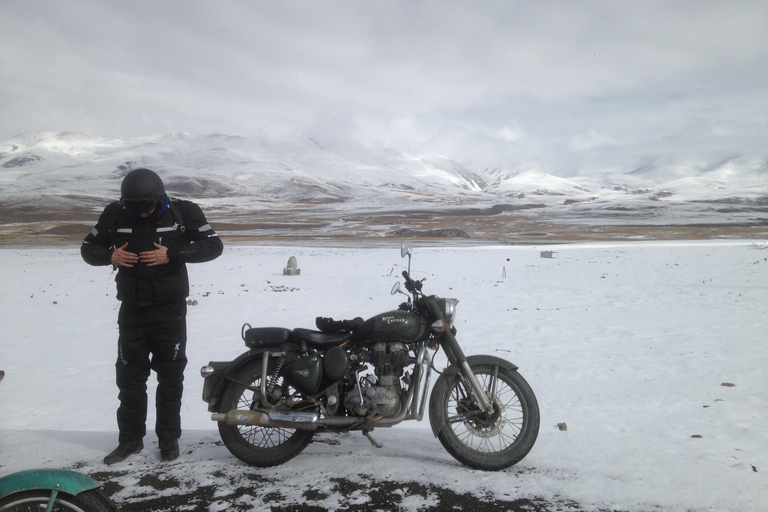 Katmandu: ekologiczna wycieczka motocyklowa po HimalajachKatmandu: Ekologiczna wycieczka motocyklowa po Himalajach