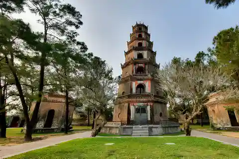 Hue: Dragon Boat Cruise, Imperial Citadel, & Market Day Trip