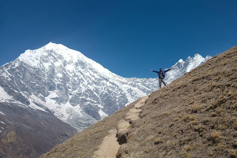 Da Kathmandu: Trek di 8 giorni nella valle di Langtang 2024/2025 Prenotazione