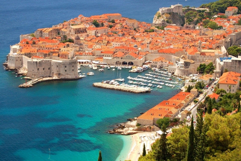 Privé transfer van Tivat naar Dubrovnik luchthavenPrivé transfer per minibus van Tivat naar Dubrovnik airp