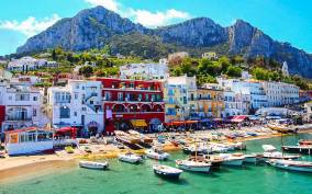 From Naples: Island of Capri Full-Day Tour with Lunch