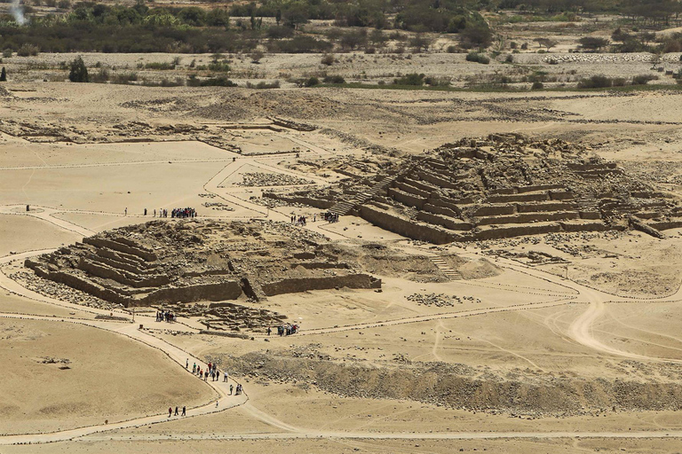 Lima: Excursión Clásica a Caral | Privada | PrivadaLima: Excursión Clásica a Caral