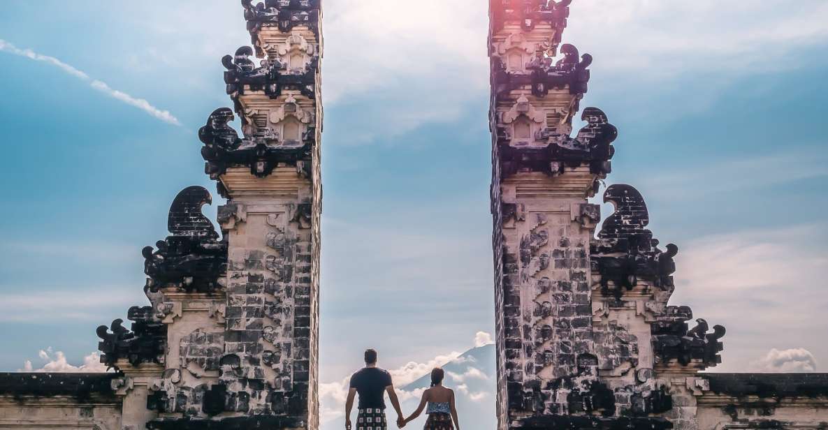 East Bali Tour: Lempuyang Temple, Tirta Gangga,Tukad Cepung & Swing