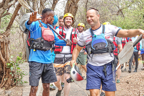 Livingstone: Batoka Gorge Whitewater Rafting & 4x4 Tour