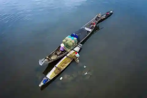 Tam Giang Lagoon Sunset Cruise Group Tour From Hue City