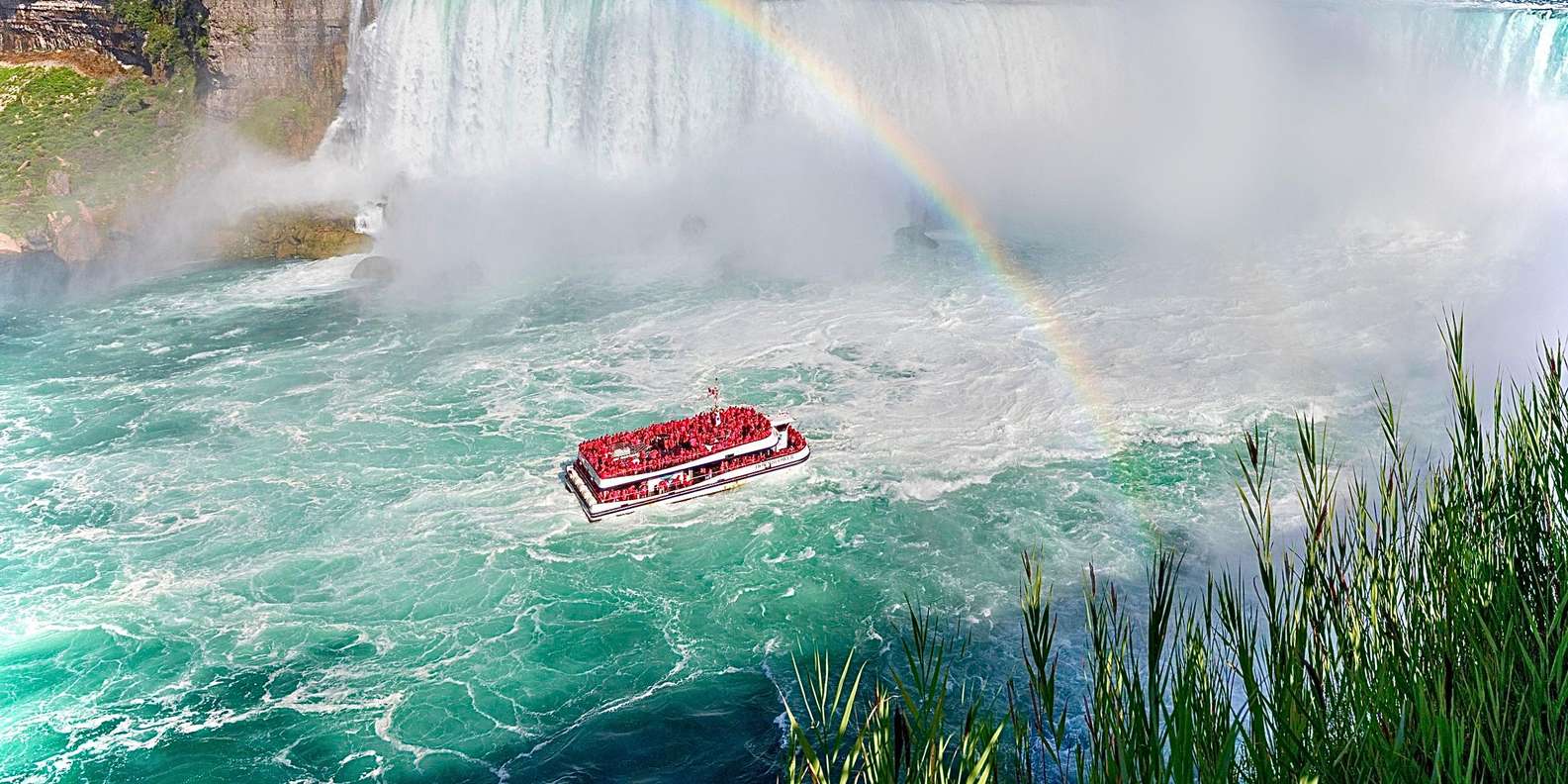Toronto: Niagara Falls Day Tour + Boat & Behind Falls Entry — gallery image 2