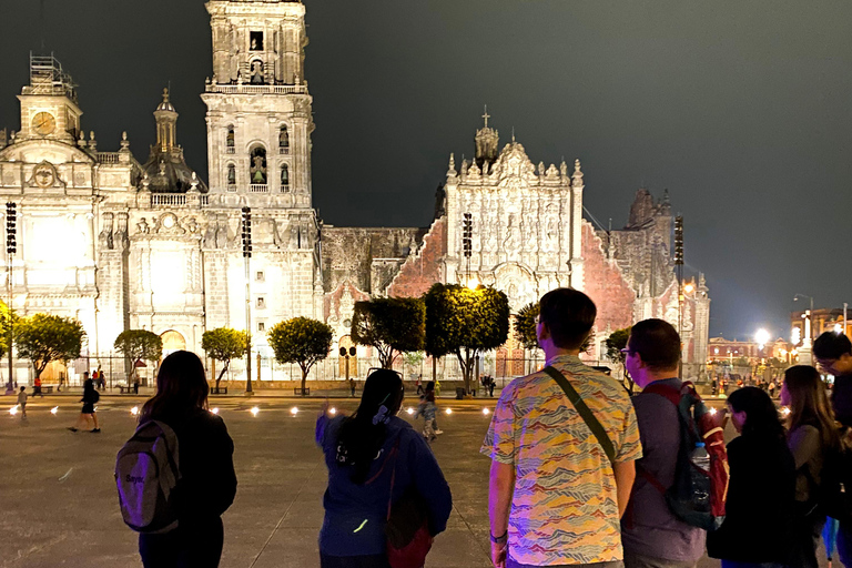 Night tour of CDMX with optional Torre Latino Night tour of CDMX with optional Torre Latino.